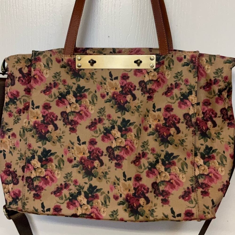 ✔️Patricia Nash Floral Print Tote Bag in Beige and Pink